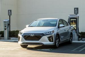2016 Hyundai IONIQ electric